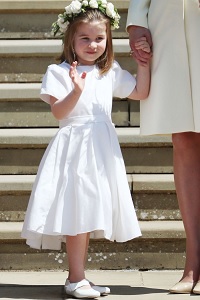 4870325_VestidoprincesaCharlotte (200x300, 24Kb)