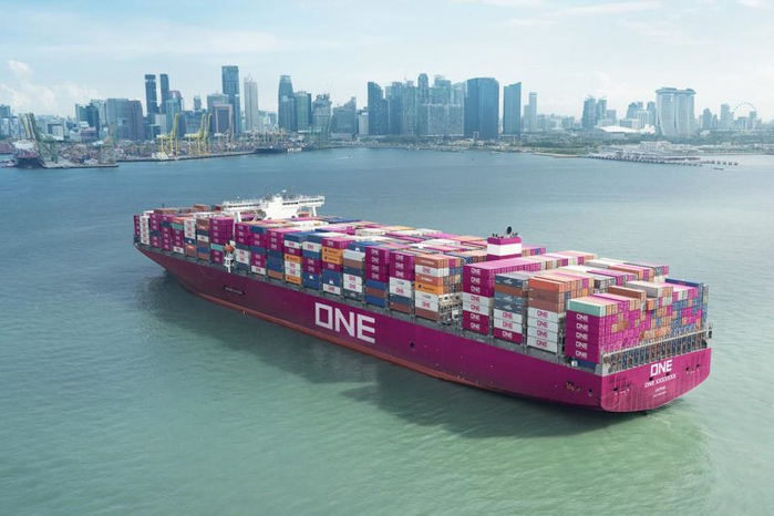 ONE-Container-ship-800x533 (700x466, 266Kb)