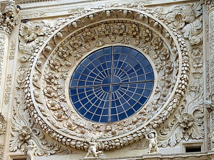 Roseton de Santa Croce de Lecce - Foto Panoramio (900x725, 212Kb)