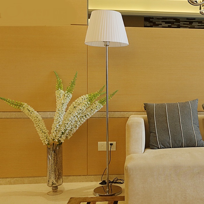 A1-Special-living-room-bedroom-minimalist-fashion-floor-lamp-creative-European-beige-fabric-floor-lamp-FG487 (700x700, 137Kb)