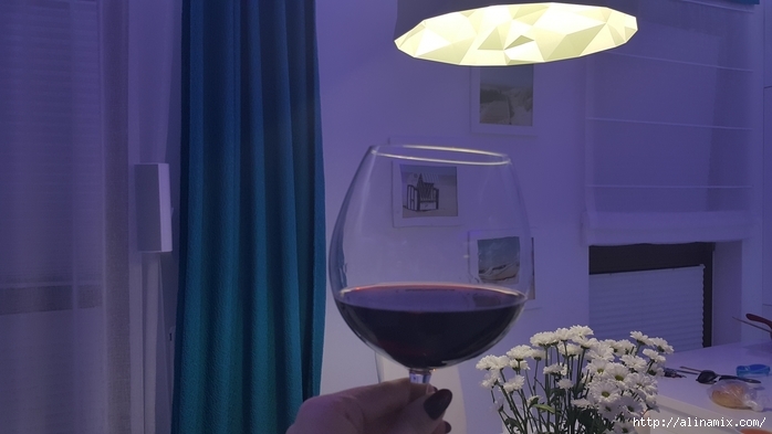 5320643_20180705_002629 (700x393, 150Kb)