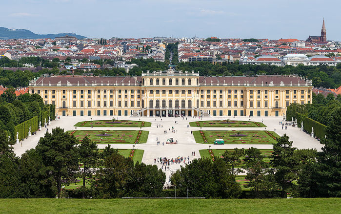 Schloss_Schönbrunn (900x638, 117Kb)