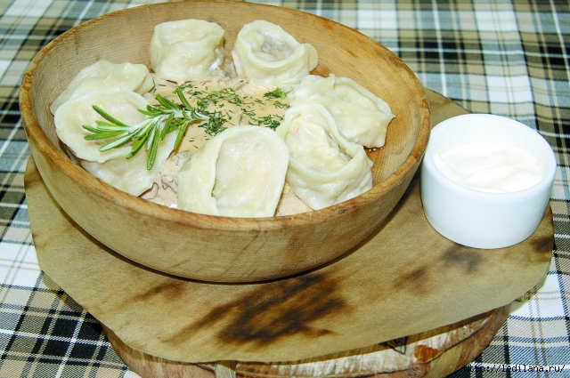 pelmeni_iz_kvashenoi_kapysti_s_befstroganov (640x425, 263Kb)