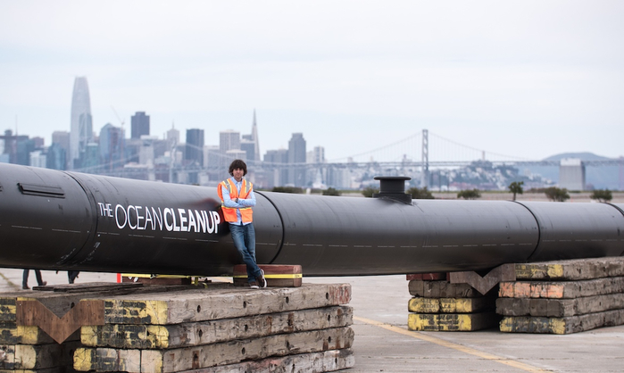 boyan-slat-ocean-cleanup-launch-large (700x418, 230Kb)