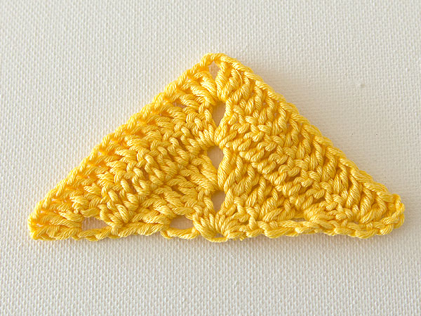 wink-crochet-lap-blanket-triangle-step6 (600x450, 313Kb)