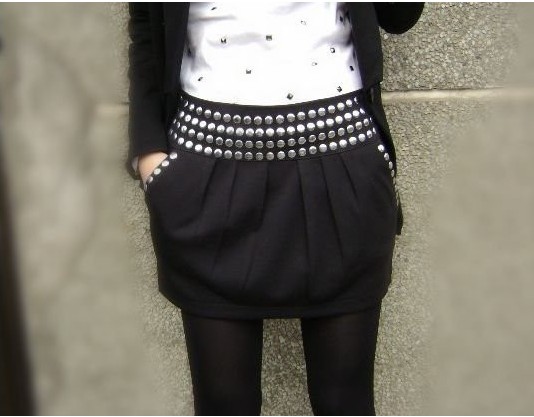 3937385_STUDDED_SKIRT (534x417, 42Kb)