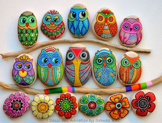 5582947_HandPaintedOwlStones (564x428, 75Kb)