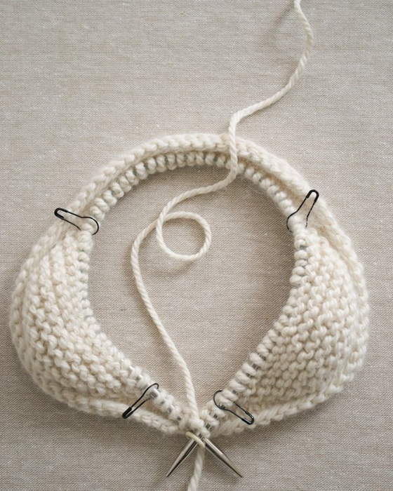 garter-ear-flap-hat-ht-600-2 (560x700, 375Kb)