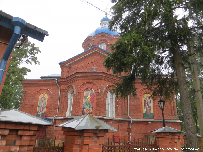 Погода в рождествено. Храм Рождества Пресвятой Богородицы в Рождествено. Рождествено Церковь Рождества Пресвятой. Церковь Рождества Пресвятой Богородицы Рождественно истринск. Храм Рождествено Гатчина.