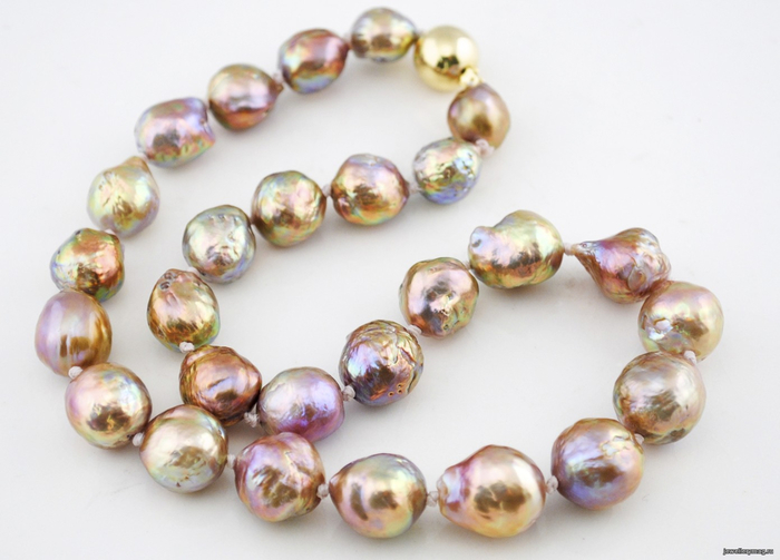 jewellerymag-ru-10-kasumi-beautiful-necklace-shot (700x503, 266Kb)