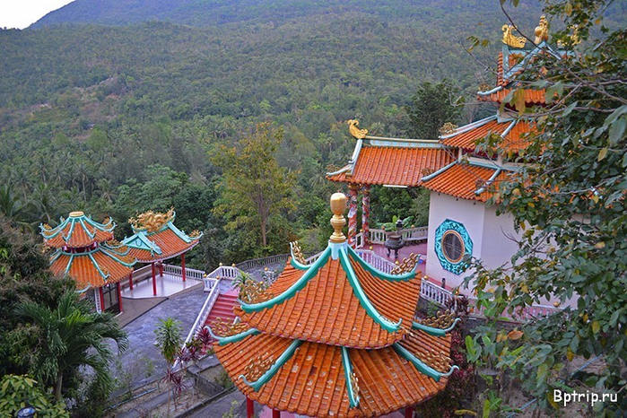 chineese-temple-koh-phangan-4 (700x466, 503Kb)