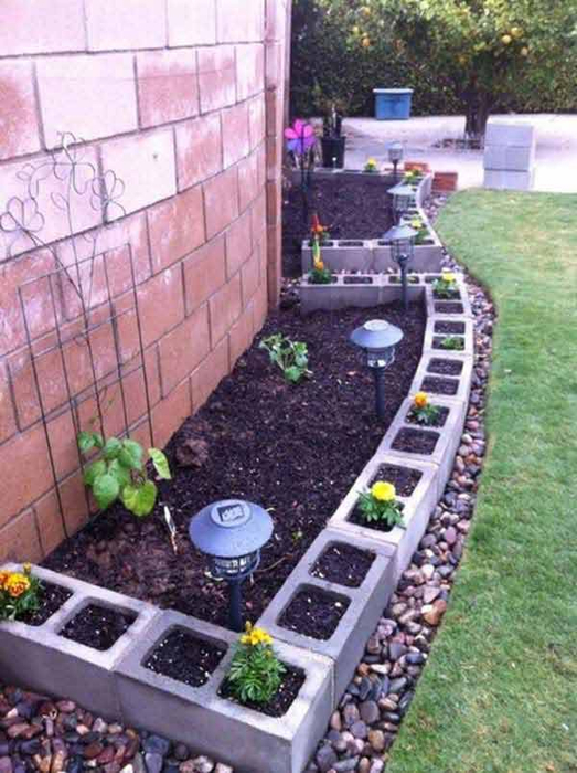 27-DIY-Garden-Bed-Edging-Ideas-Ready-to-Emphasize-Your-Greenery-homesthetics-backyard-landscaping-9 (523x700, 388Kb)