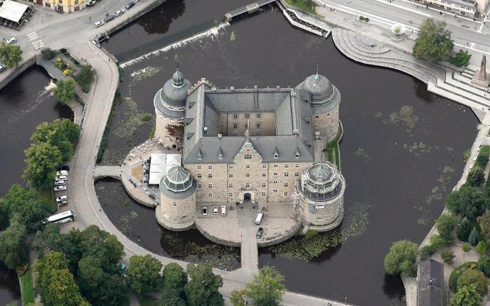 76_Orebro_Castle_1 (700x437, 87Kb)