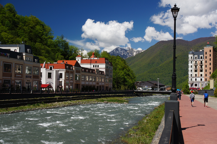 Роза хутор в мае фото