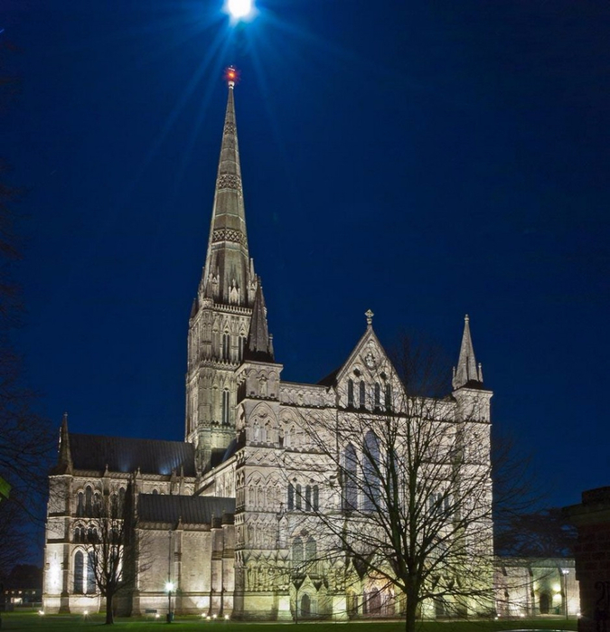 Salisbury_Cathedral_04 (675x700, 381Kb)