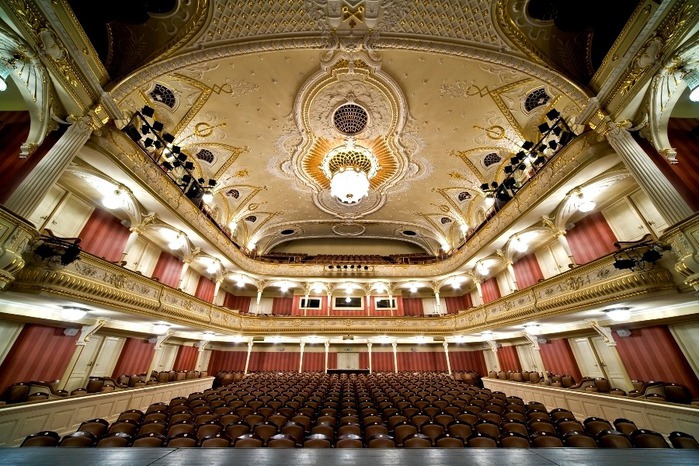 Рижский театр оперы и балета