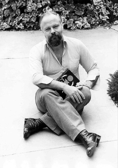 3563818_O_escritor_Philip_K_Dick_jpeg1 (489x700, 64Kb)