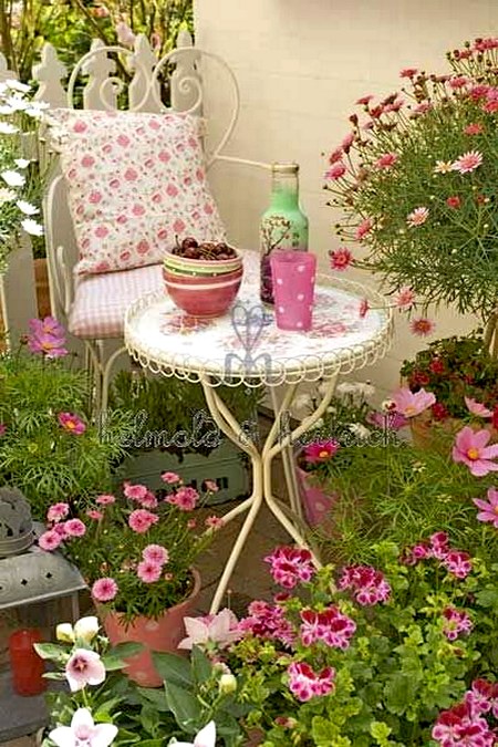 shabby-chic-in-terrace-design-flowers1/4019326_shabbychicinterracedesignflowers1 (450x675, 115Kb)