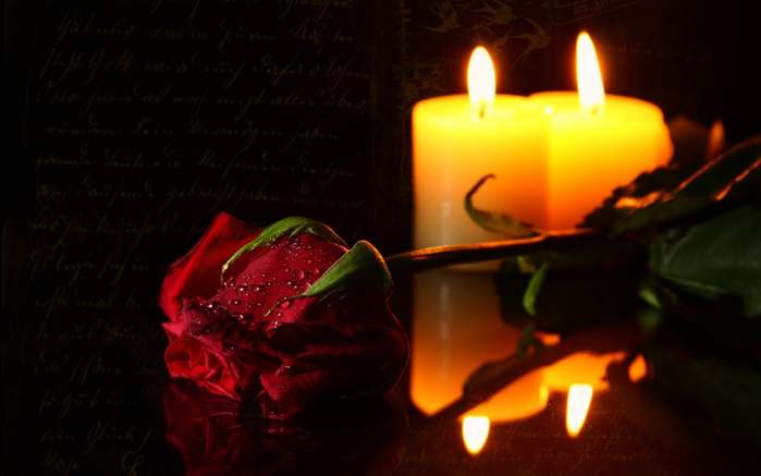 By-Candle-Light-candles-11662578-1280-800 (700x437, 262Kb)