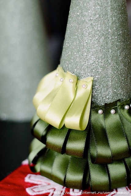 Ribbon-Christmas-Tree-Step-4 (428x640, 216Kb)