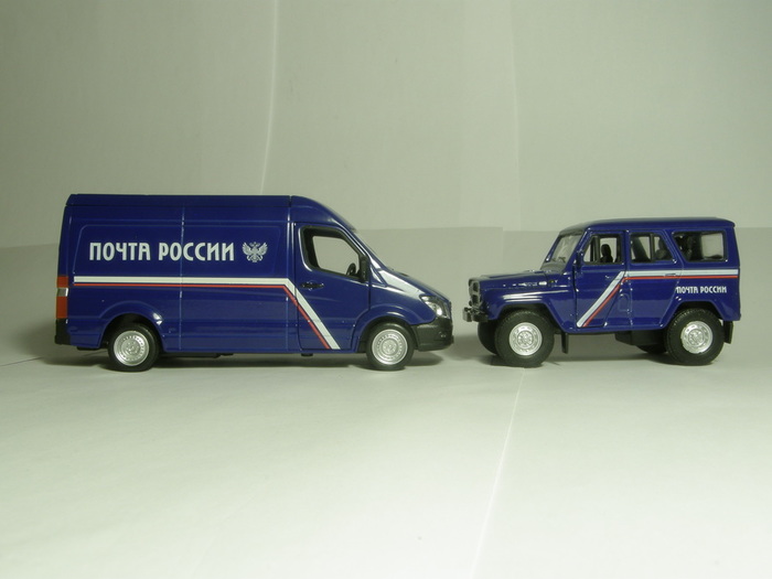 Модели почта россии. Ford Transit 1:43. Ford Transit Corgi 1/43. УАЗ Буханка фургон Технопарк. Технопарк Почтовая машина Газель.