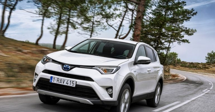 toyota-rav4-2-5-at-komfort-fotografiya-770x400 (700x363, 248Kb)