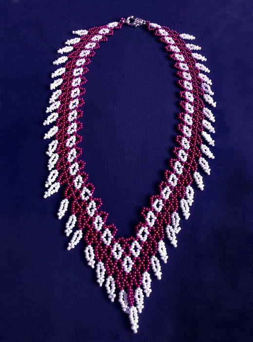 free-beaded-necklace-tutorial-beading-pattern-pearls-1-1 (519x700, 156Kb)