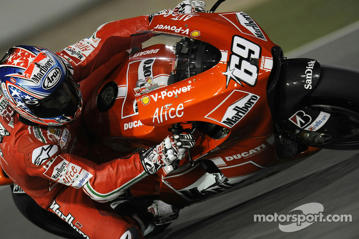 motogp-qatari-gp-2009-nicky-hayden-ducati-marlboro-team (700x466, 411Kb)