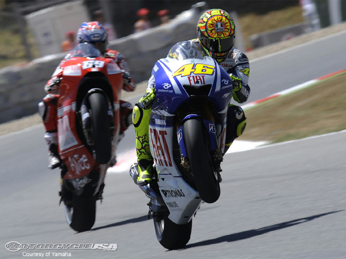 Rossi-wheelie-catalunya (700x525, 316Kb)