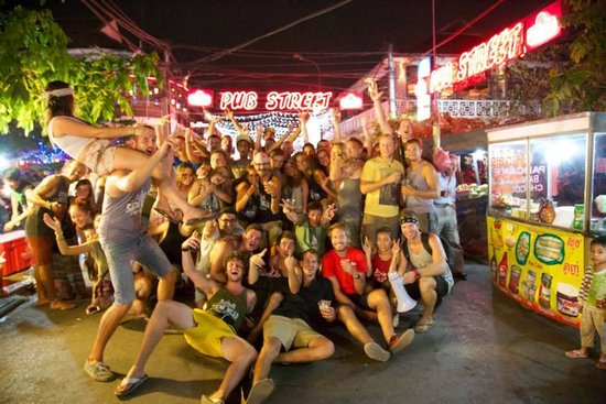siem-reap-pub-crawl (550x367, 64Kb)