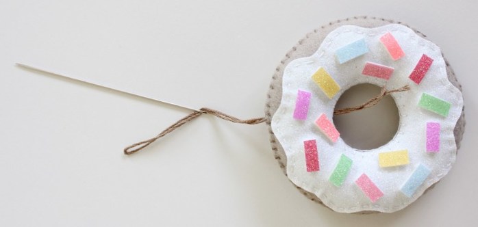 Felt-Donuts-from-Molly-and-Mama-12 (700x332, 27Kb)