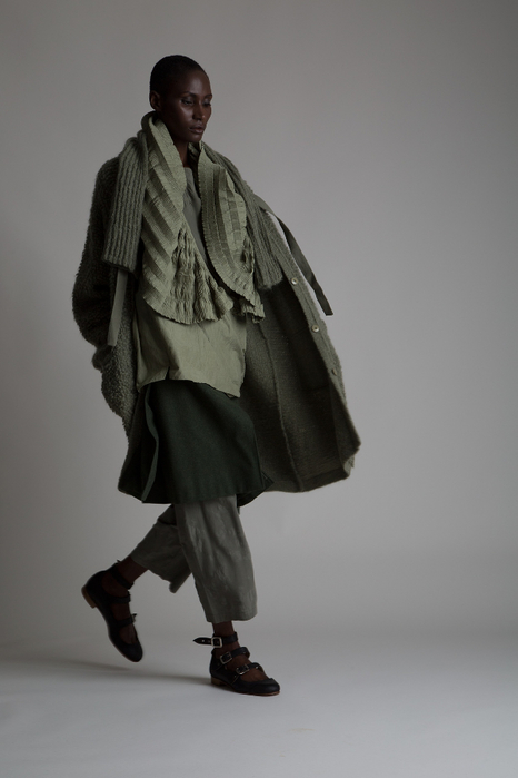 vintage-issey-miyake-outfit-sonia-rykiel-sweater-callaghan-jacket-yves-saint-laurent-skirt-3-2084x3128 (466x700, 180Kb)