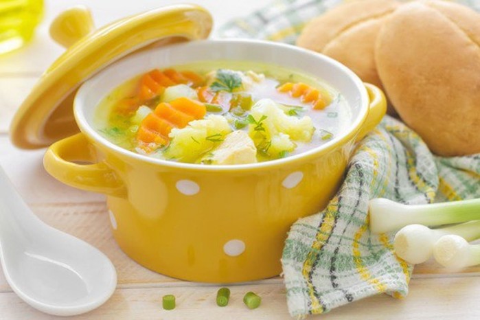 Легкий куриный суп с овощами: как приготовить вкусный домашний обед