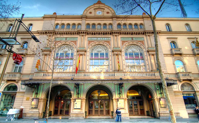 Театр Лисеу Барселона фасад (700x434, 174Kb)
