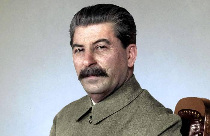 6098670_foto1_I__V__Stalin (700x455, 32Kb)