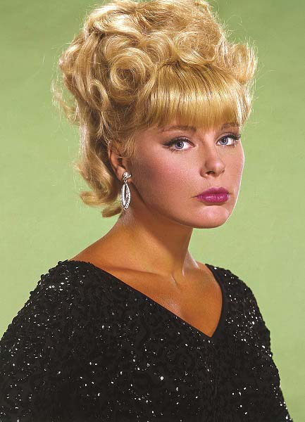 Elke Sommer 1. (433x600, 158Kb)