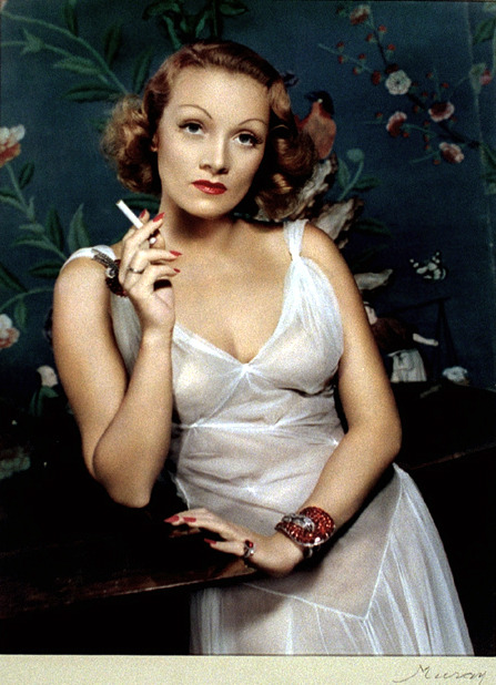 Marlene Dietrich, 1935 (740x918, 107Kb)