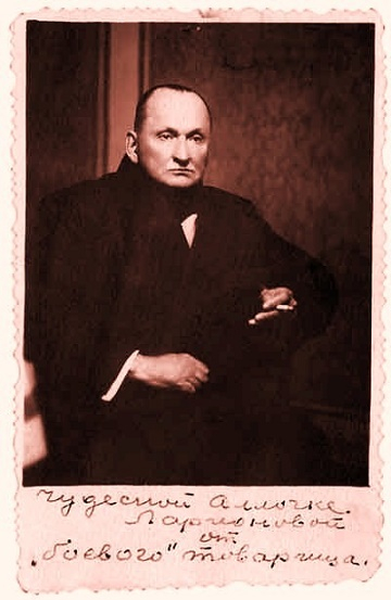 news-vertinsky_201004280959070 (360x553, 151Kb)