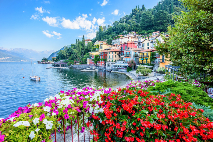 varenna-lombardy-italy-lake-como-varenna-lombardiia-italii-1 (700x466, 632Kb)