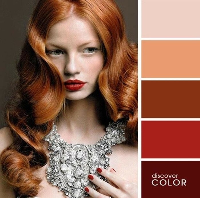 Какие цвета сочетаются с рыжим цветом в одежде женщины
