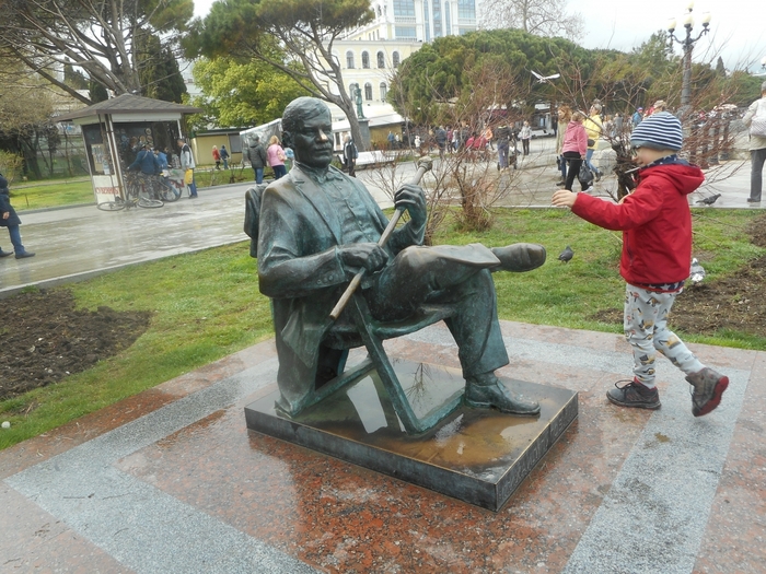 4878453_ukrim_790yalta (700x525, 341Kb)