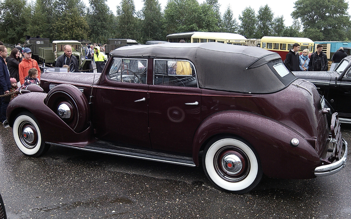 Packard Super Eight_3 (700x437, 455Kb)