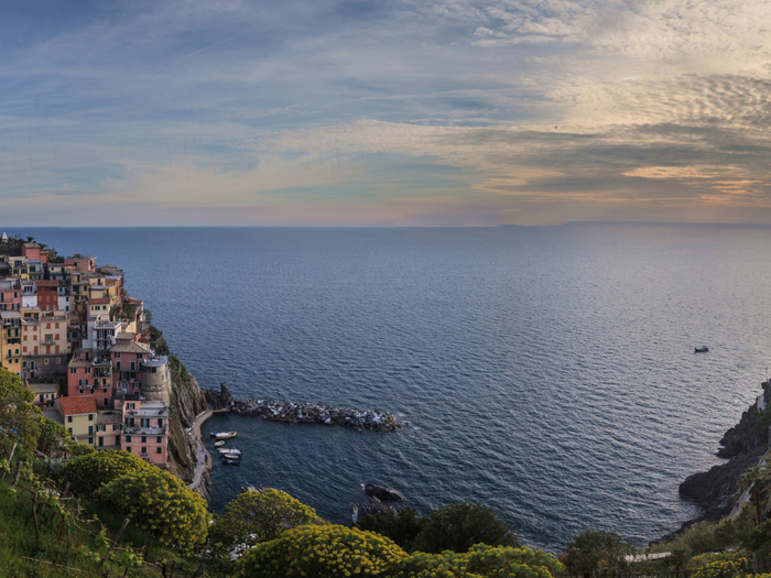 manarola-cinque-terre-italy-ligurian-sea-manarola-chinkve-te (700x525, 457Kb)