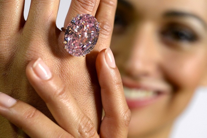 бриллиант%20Розовая%20звезда%20фото%20Pink%20Star%20Diamond (700x466, 96Kb)