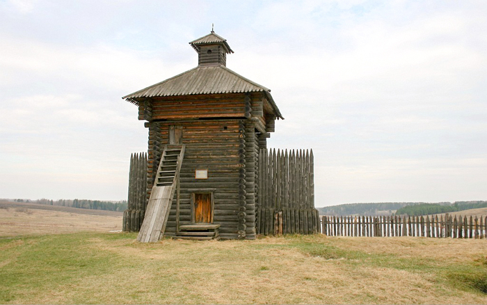 Башня Арамашевского острога, 1660-е гг. из с_edited (700x438, 249Kb)