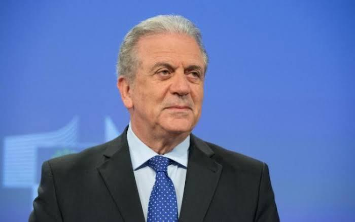 Commissioner for Home Affairs, Migration and Citizenship Dimitris Avramopoulos (700x438, 74Kb)
