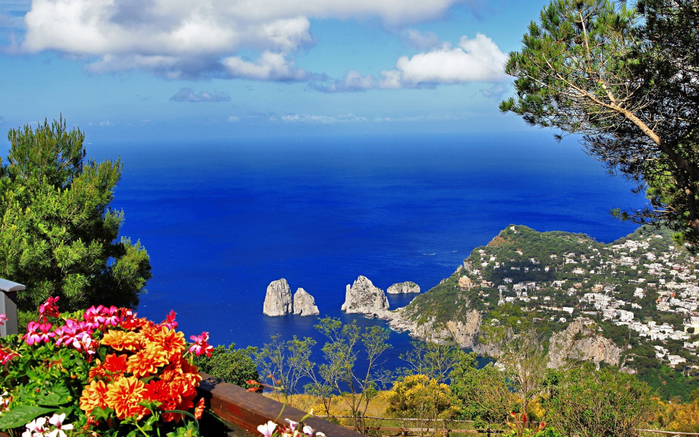 Capri-3 (700x437, 464Kb)