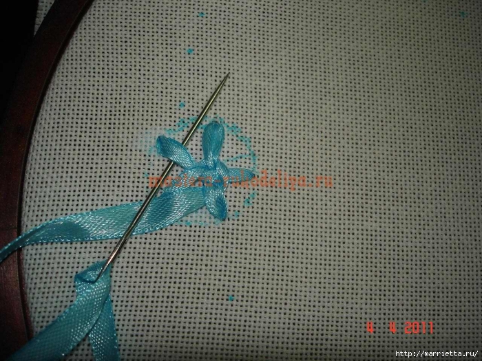 Практический урок по вышивке лентами от Ирины Лысенко (91) (700x525, 336Kb)