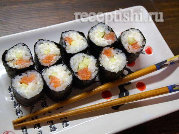 sushi-s-ryboi-syrom-ogurcom (600x450, 254Kb)