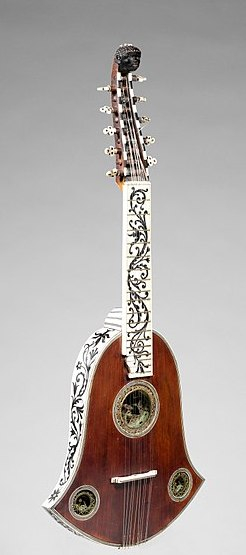 440px-Cittern_MET_DP163299 (246x555, 76Kb)